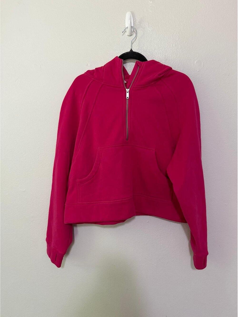 No brand XL 1/4 zip 
Looks just like a lulu scuba Color is pink NWOT